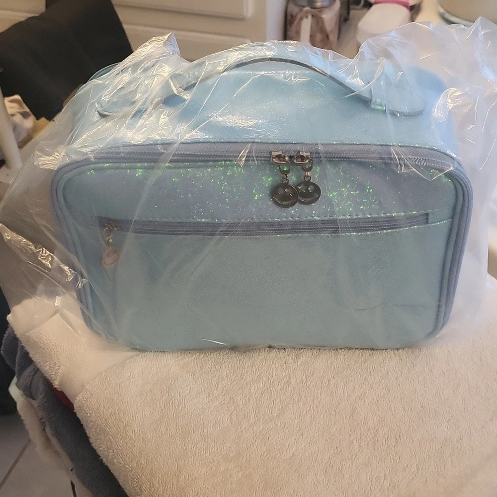 XLarge  Make up Inside Case  Isephora blue sparkles xl 💄 case wrapped sealed